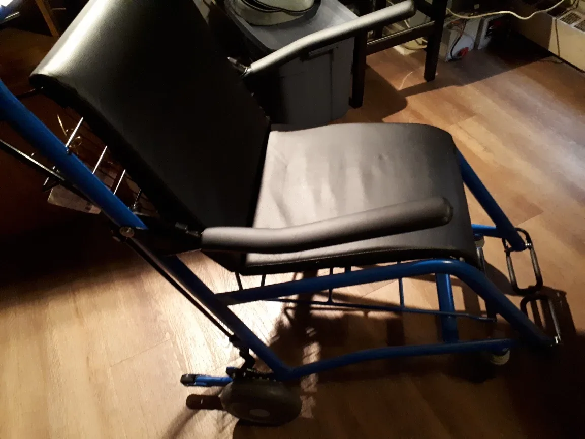 Transport Chair image indicator(2)