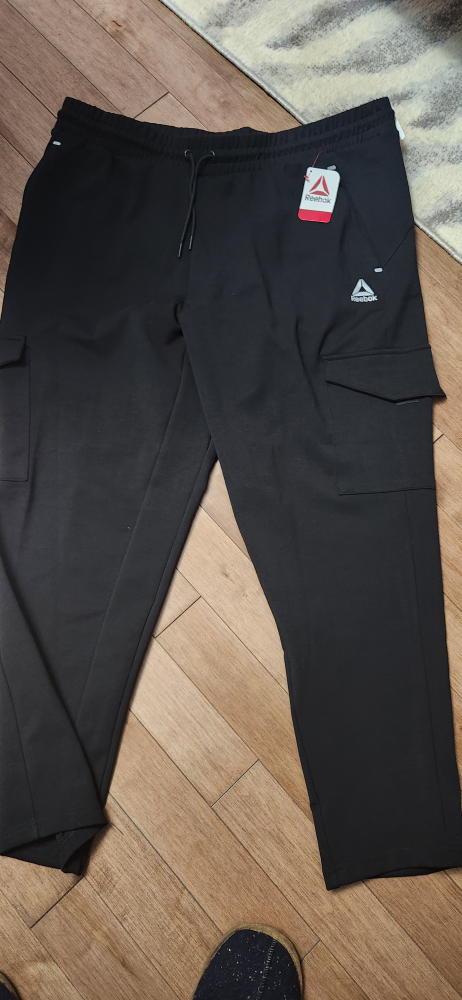 Reebok Men's Black Cargo Jogger Pants Size 2XL