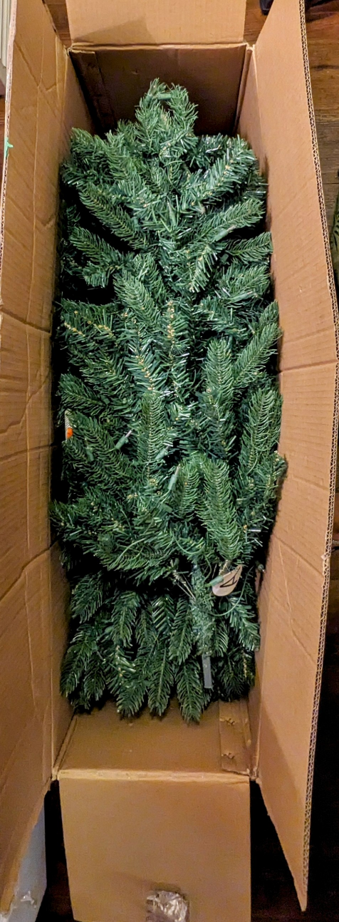 7 ft Noma Marcelle Pre-Lit Artificial Christmas Tree $100 OBO - photo 2