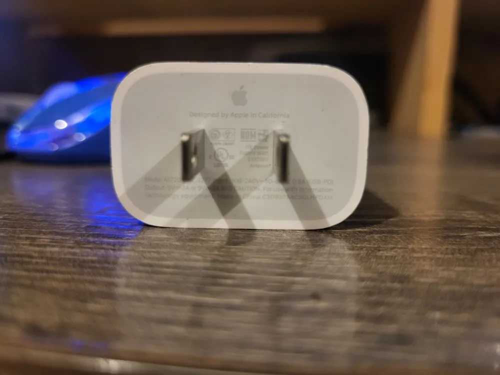 Apple Magsafe Chargers image indicator(2)