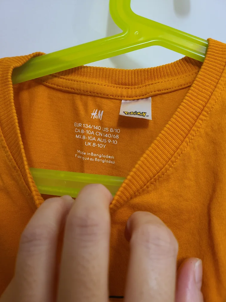 Pokemon Long Sleeve Shirts - Bulk Buy image indicator(9)