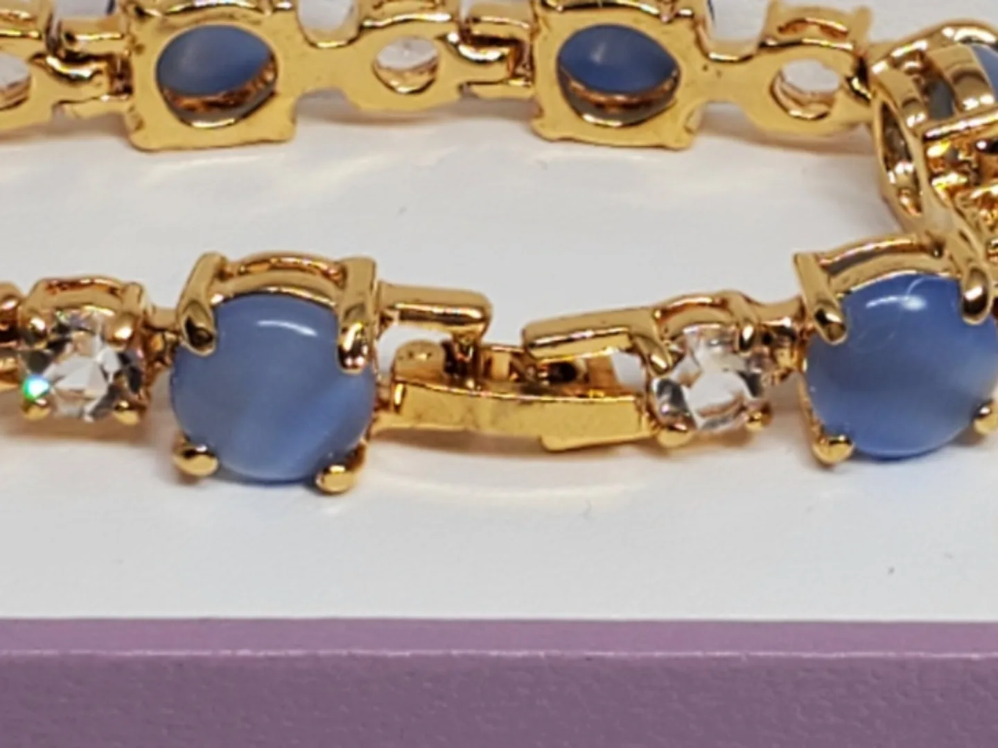 Purple Cat Eye Bracelet and Earring Set image indicator(5)