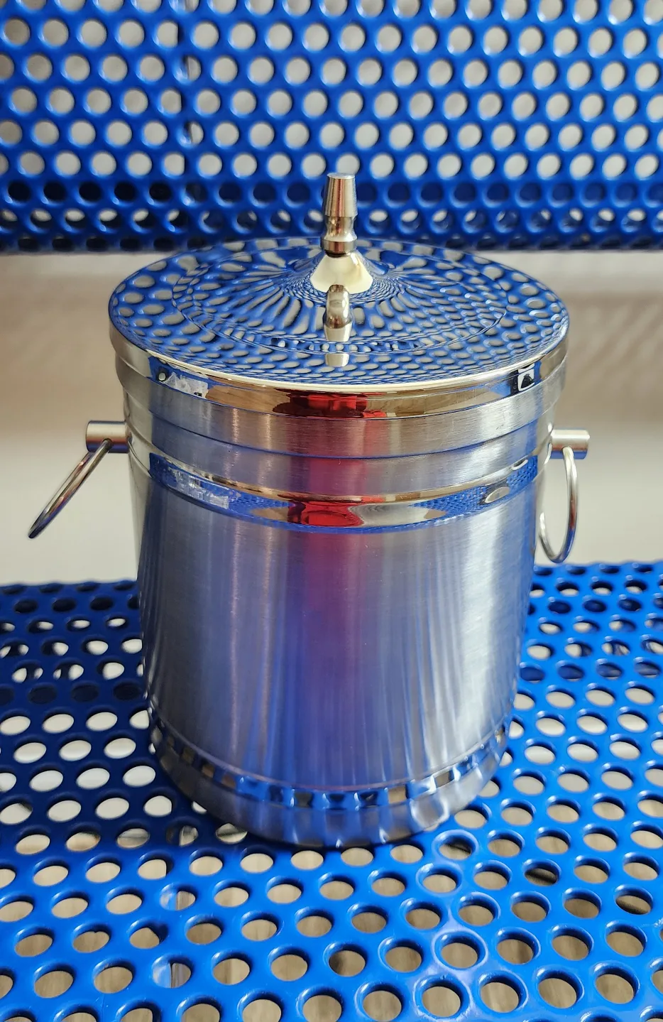 Stainless Steel Ice Bucket with Tongs image indicator(3)