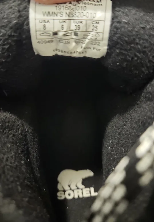 Sorel Women's Black Winter Boots Size 8 image indicator(5)