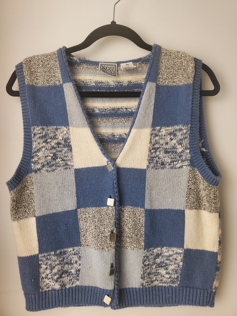 Original  Russ Sport Company Petite V-Neck Knit Vest