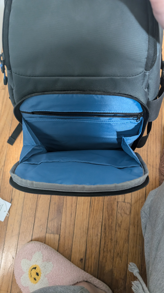 Insignia Camera Backpack - photo 4