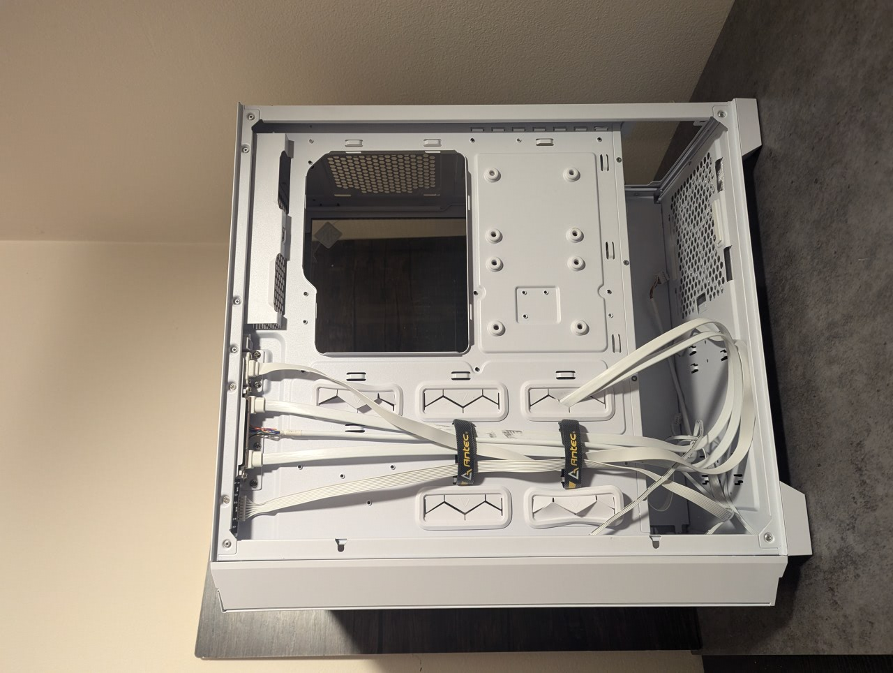 A-Frame PC Case White - photo 4