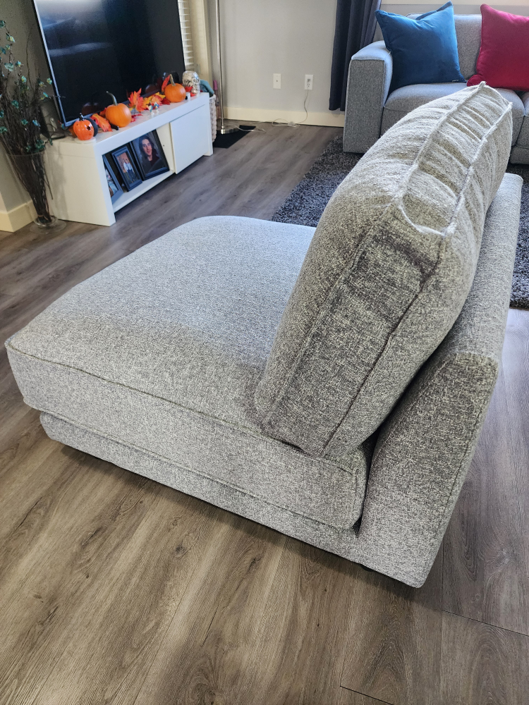 Living Room Chair - photo 3