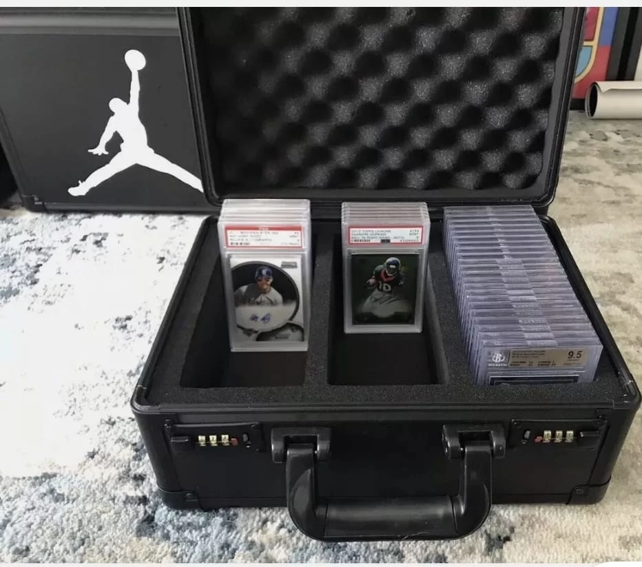 3 Row Card Case