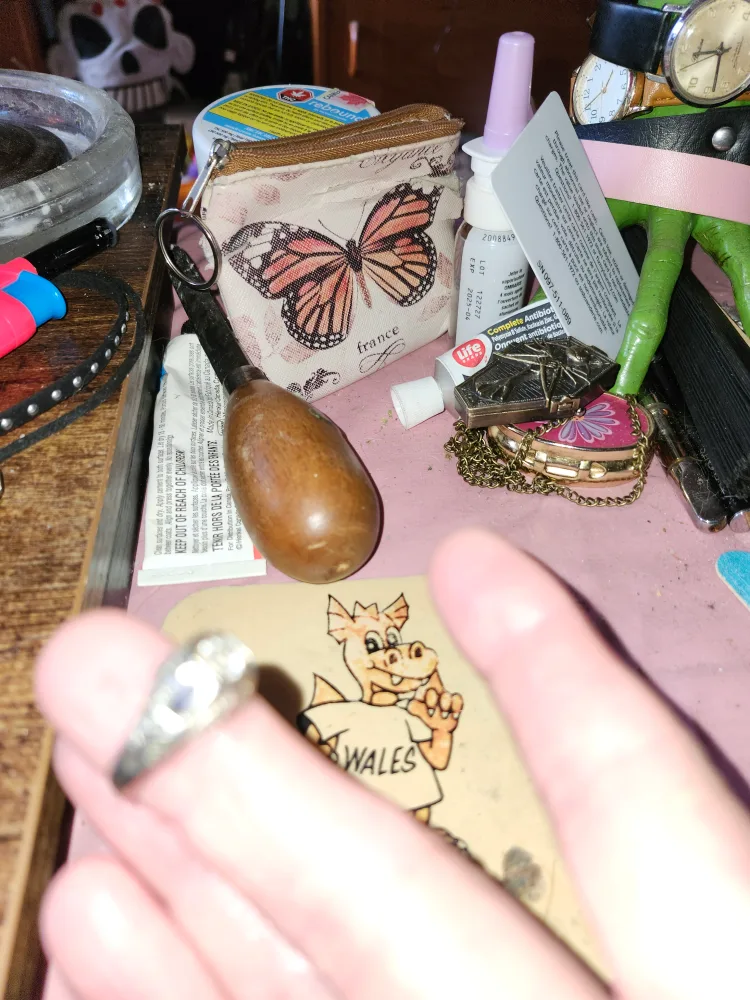 1898 White Gold Diamond Ring image indicator(4)