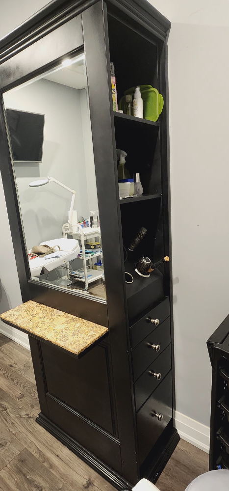 Salon Styling Station
