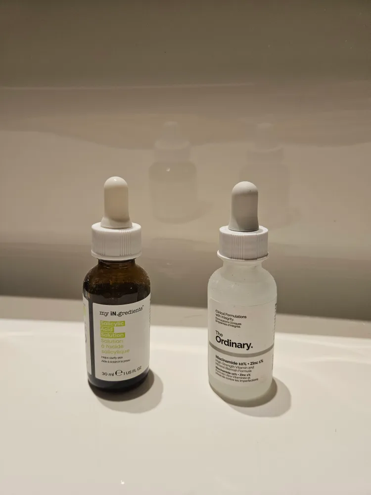 Free Salicylic Acid Solution and The Ordinary Niacinamide thumbnail