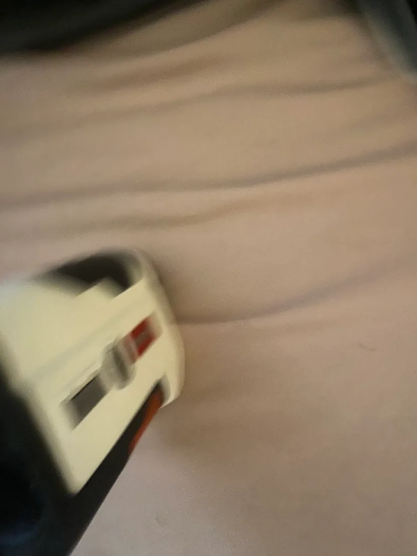 Bushnell Tour V3 Golf Rangefinder image indicator(2)