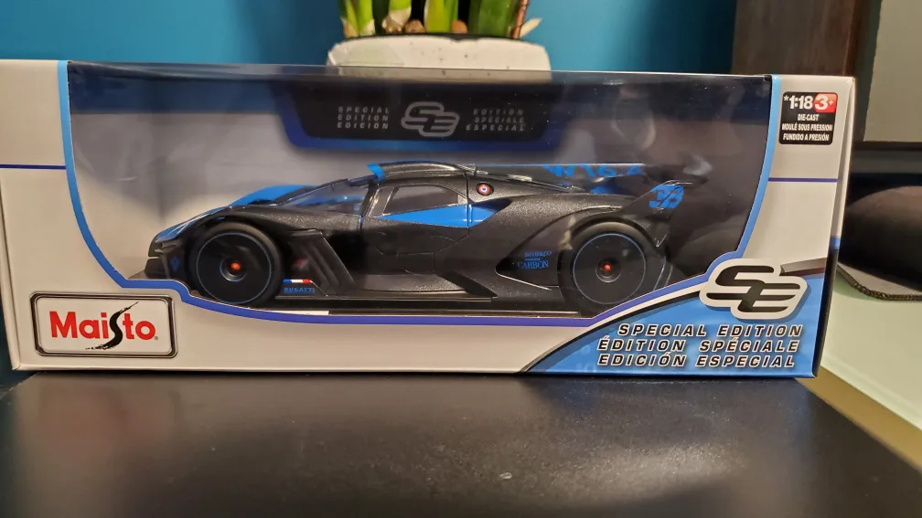 Maisto Bugatti Bolide image indicator(2)