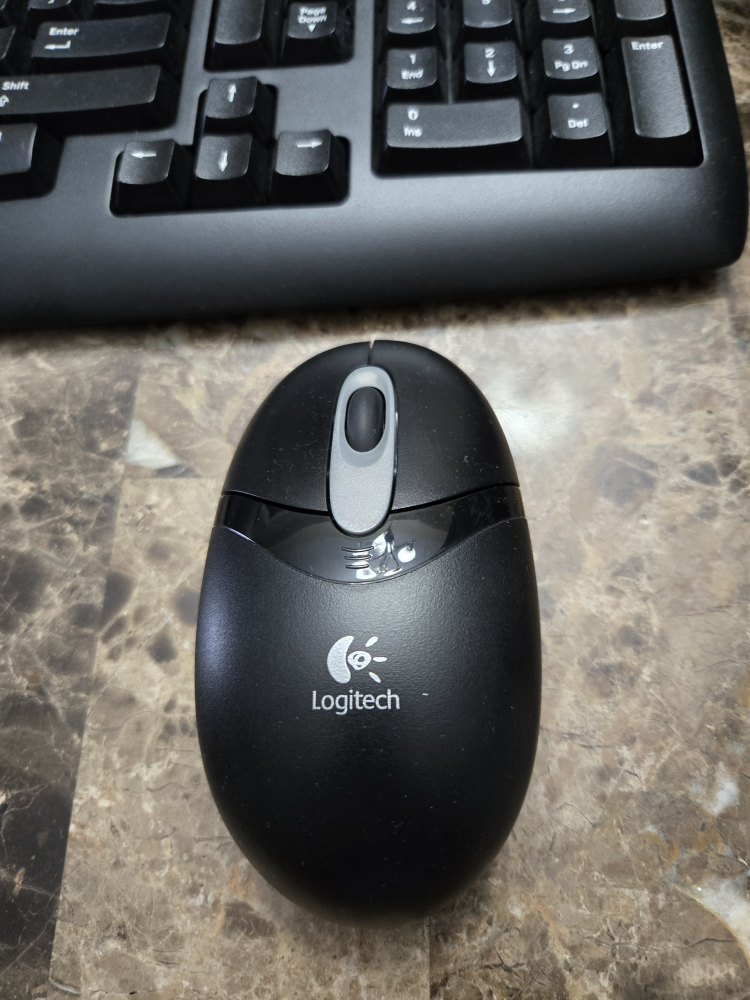 Wireless keyboard and mouse - photo 2