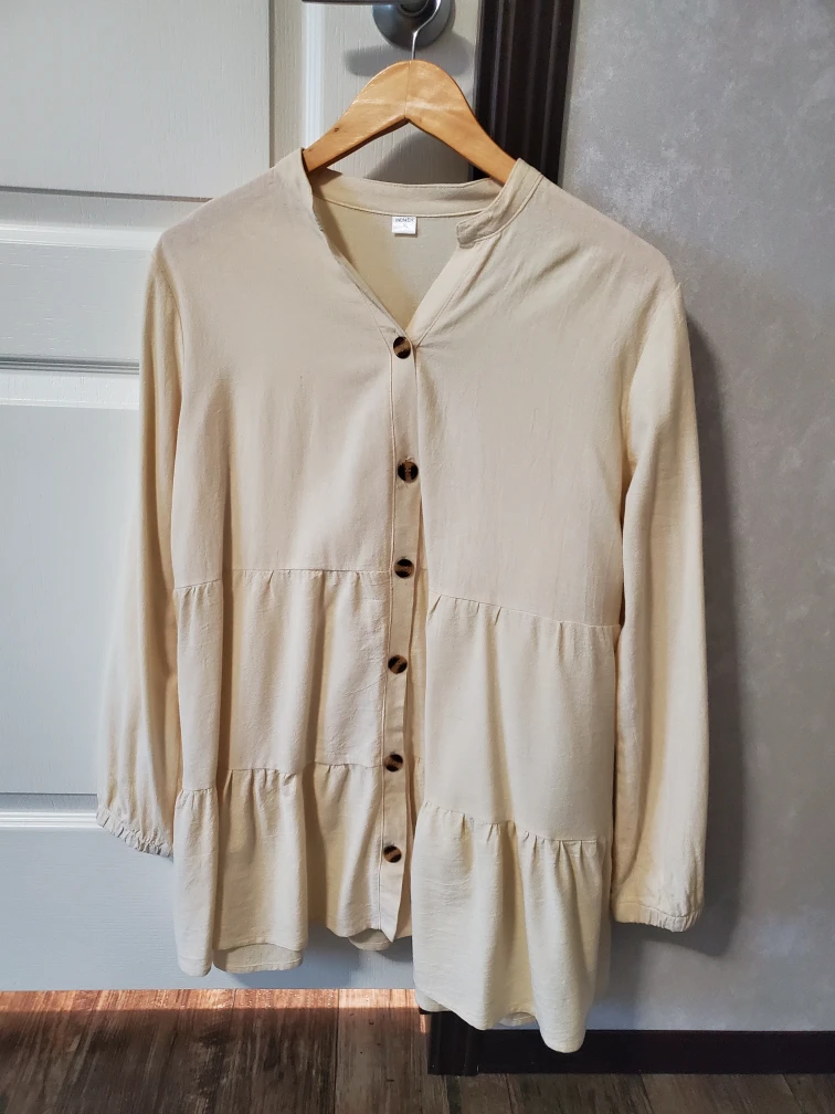 brand new maternity blouse