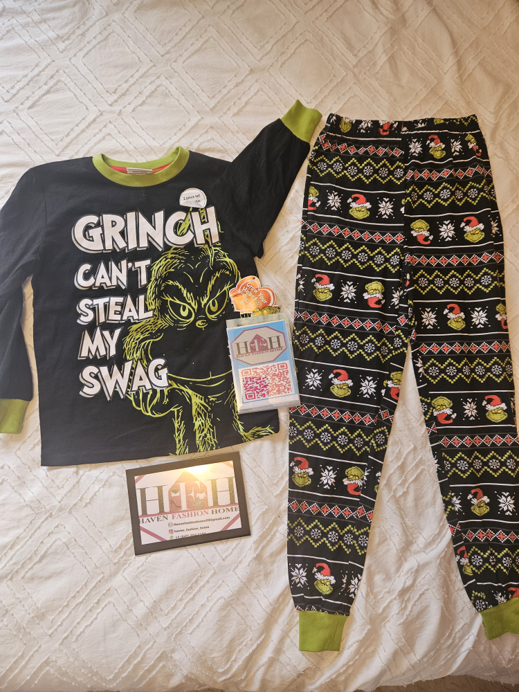 Grinch Pajama Set. size M/M (7/8)