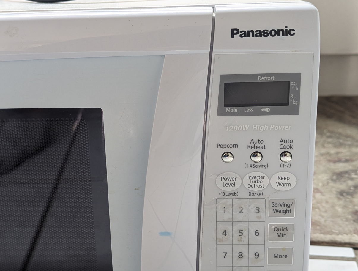 Panasonic Invertor 1200W Microwave - photo 3