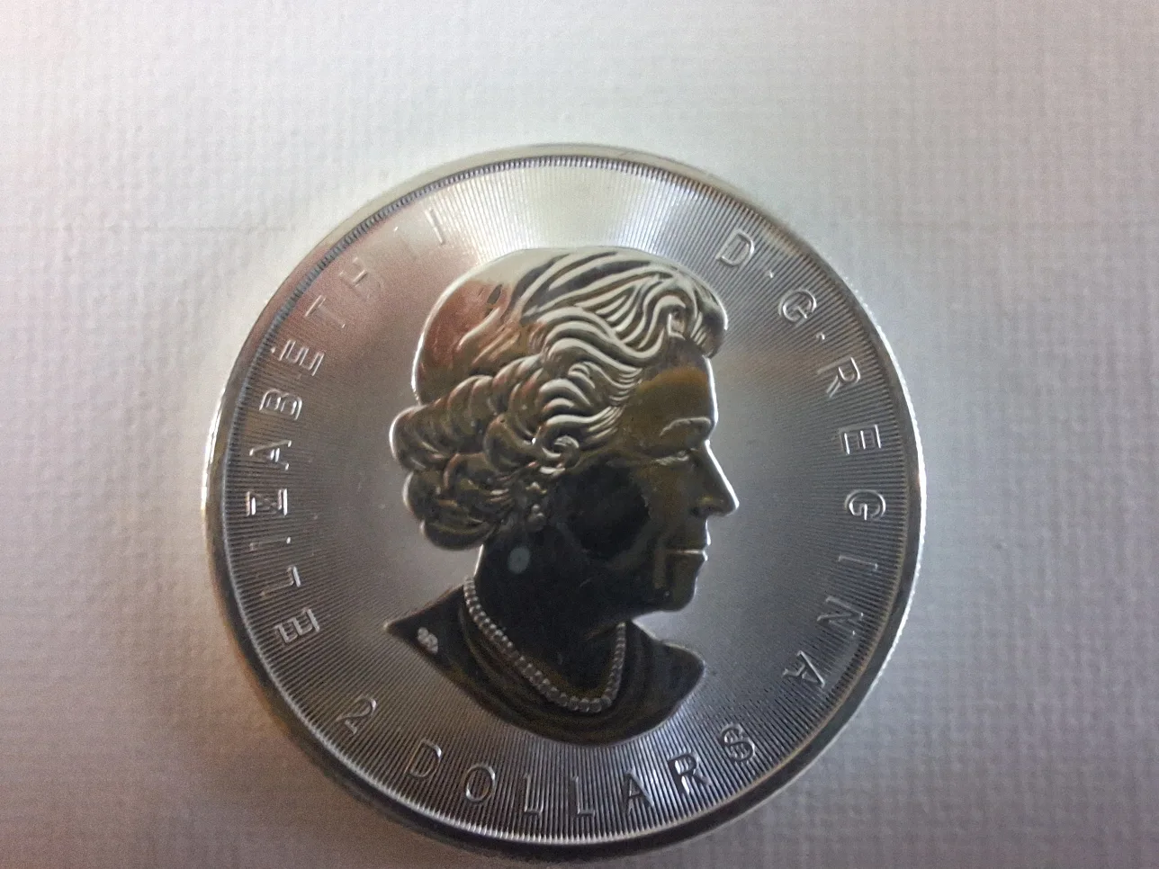 2017 Canadian 3/4 oz Silver .9999  Wolf Coin image indicator(2)