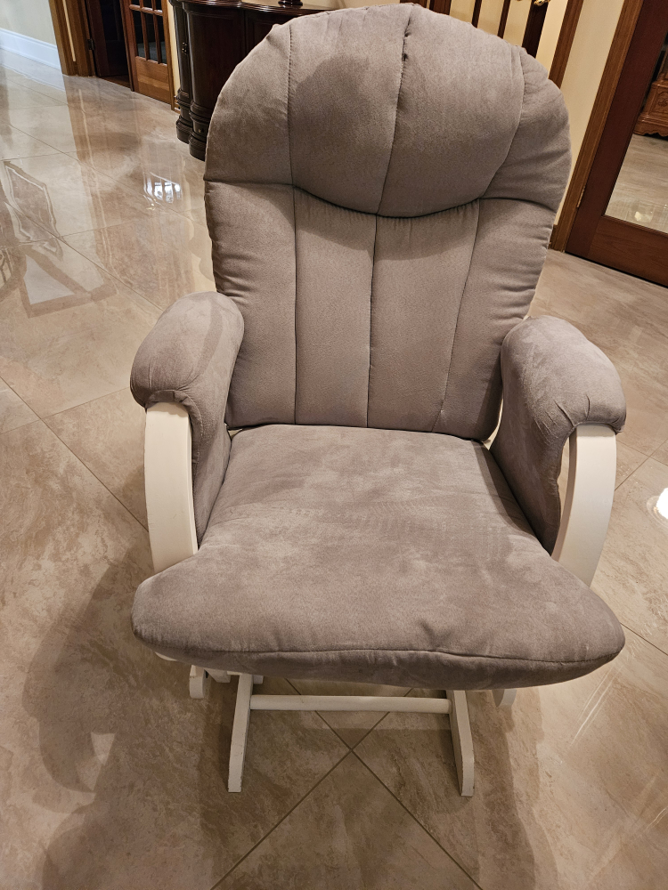 Grey and White Rocking Chair - photo 3