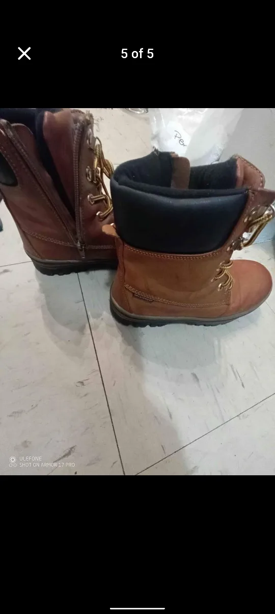 Boy youth size 4 winter boot image indicator(5)