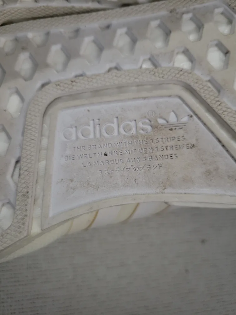 Adidas La Marque x  NMD_R1 image indicator(6)