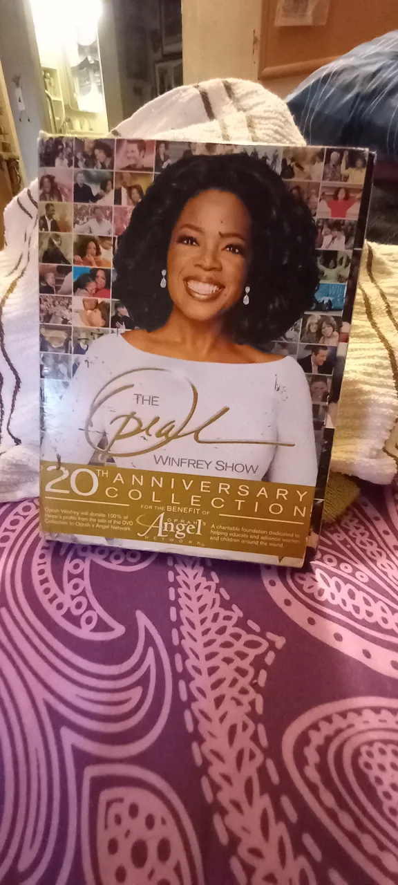 20th anniversary  of Oprah Winfrey show image indicator(3)