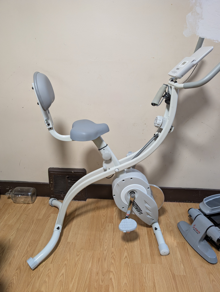 OneTwoFit Recumbent Exercise Bike