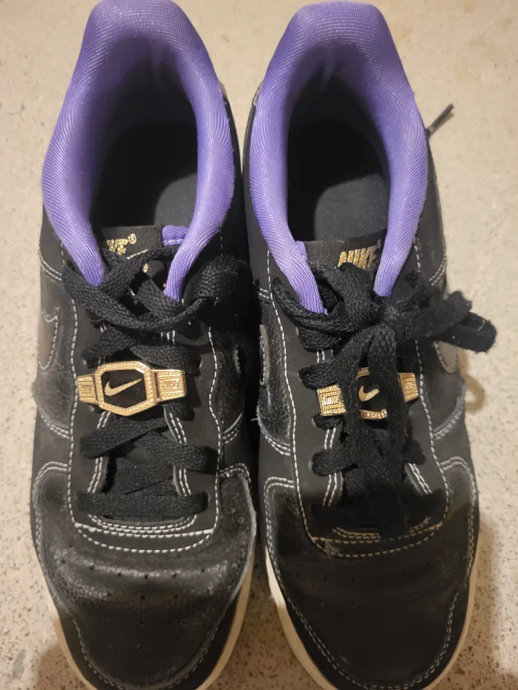 Nike Air Force 1 Low Black Purple Gold image indicator(2)