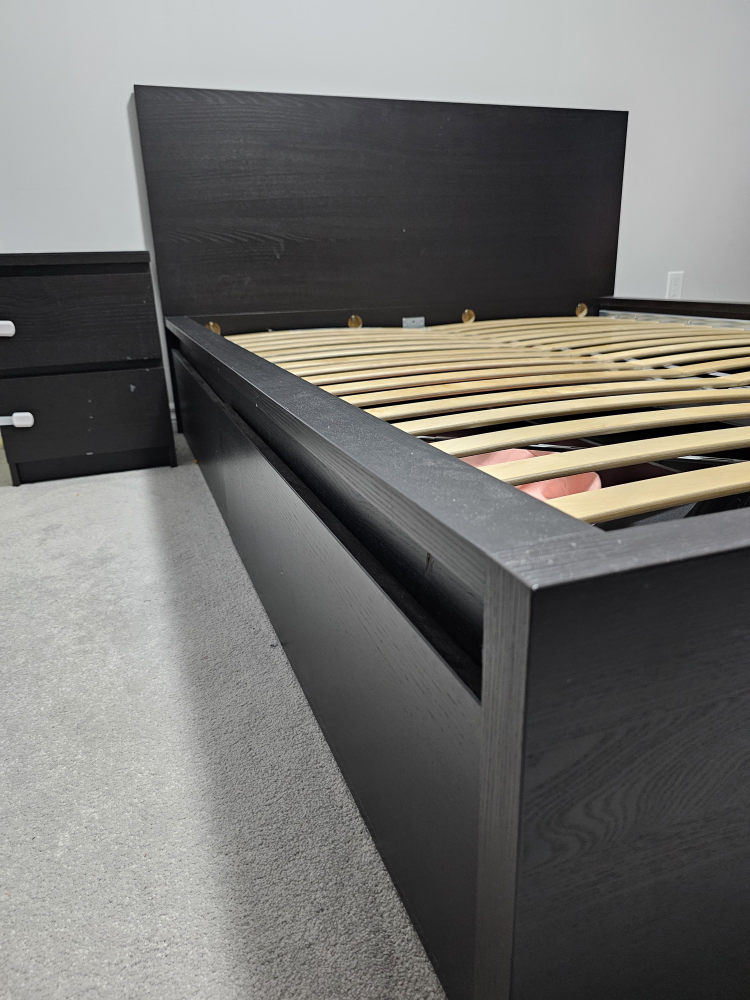 IKEA MALM bedframe with underneath drawers a - photo 2