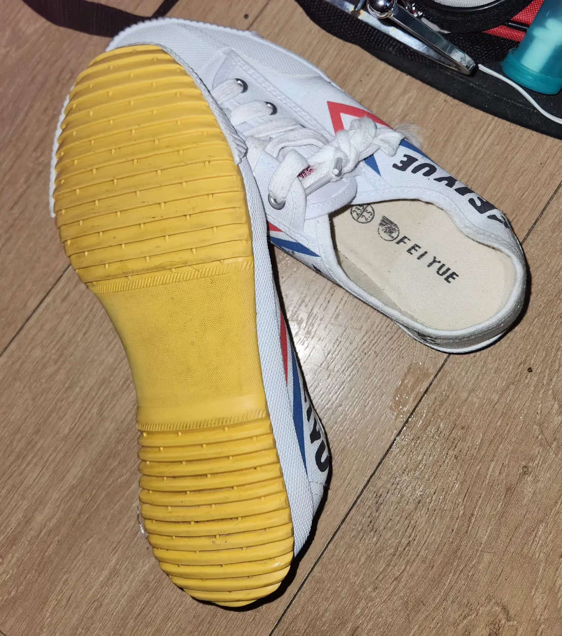 Feiyue White Canvas Sneakers image indicator(5)