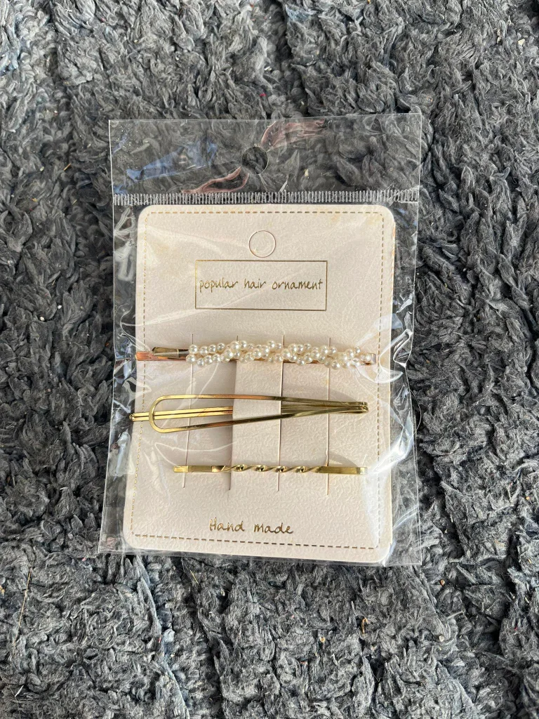 Pearl Hair Clips image indicator(2)