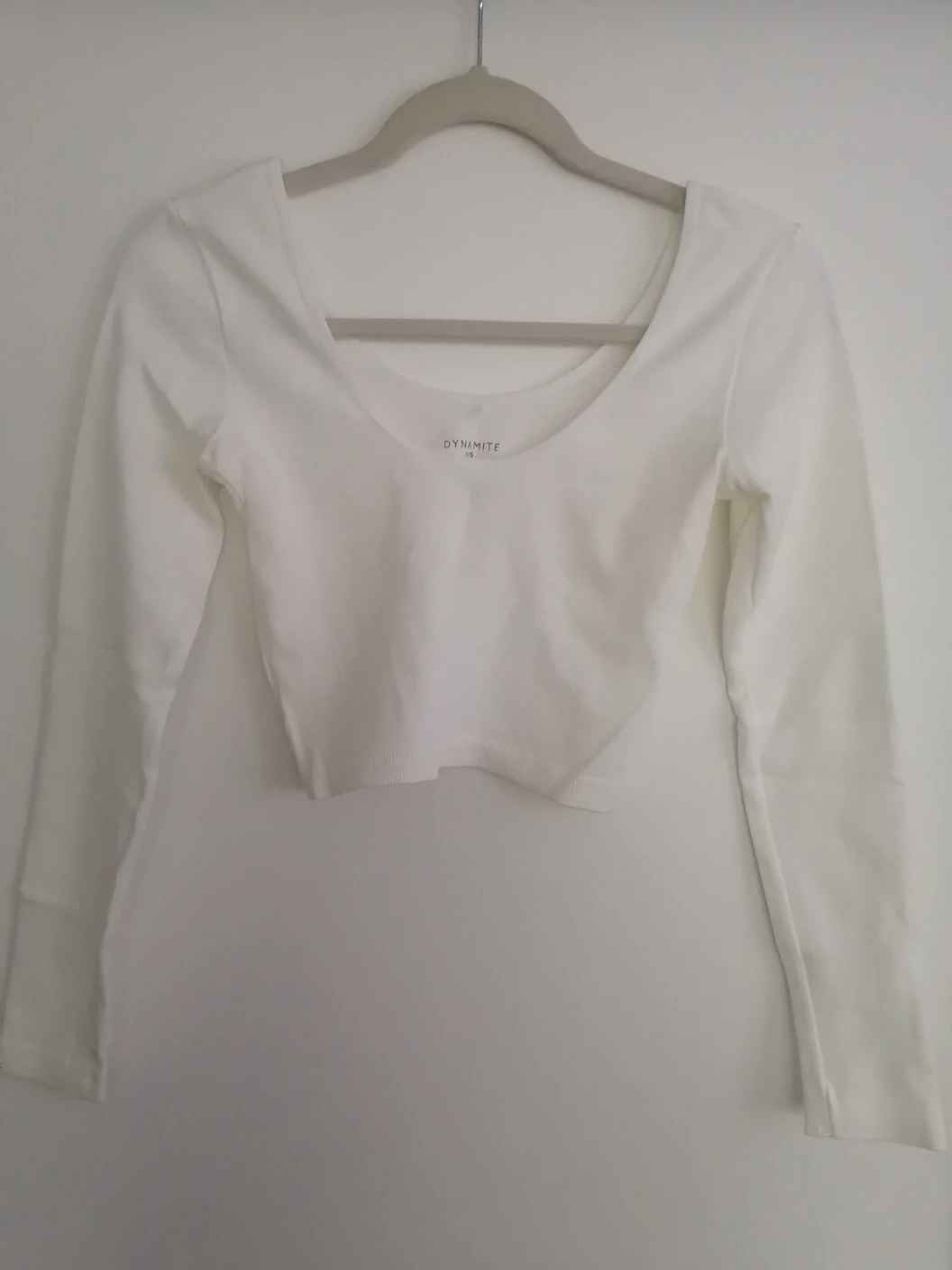 Dynamite - White Long Sleeve Crop Top