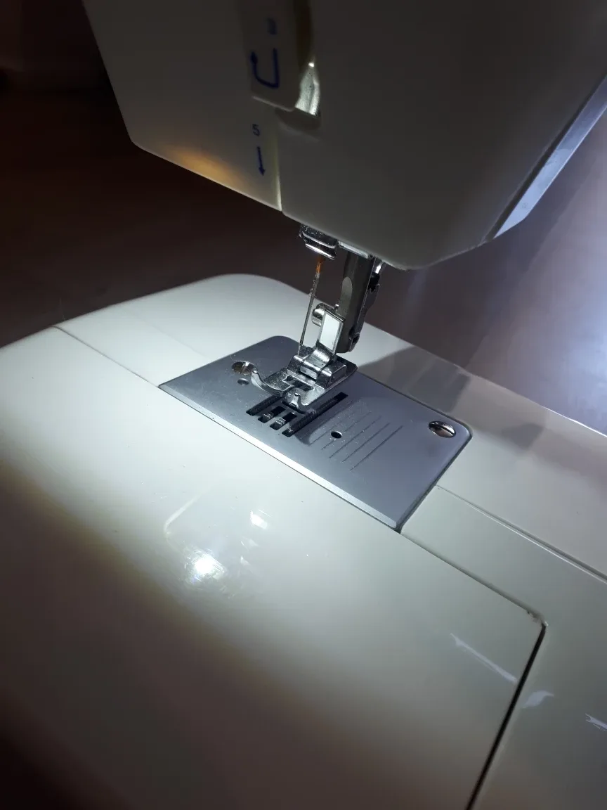 Singer Prelude Sewing Machine image indicator(8)