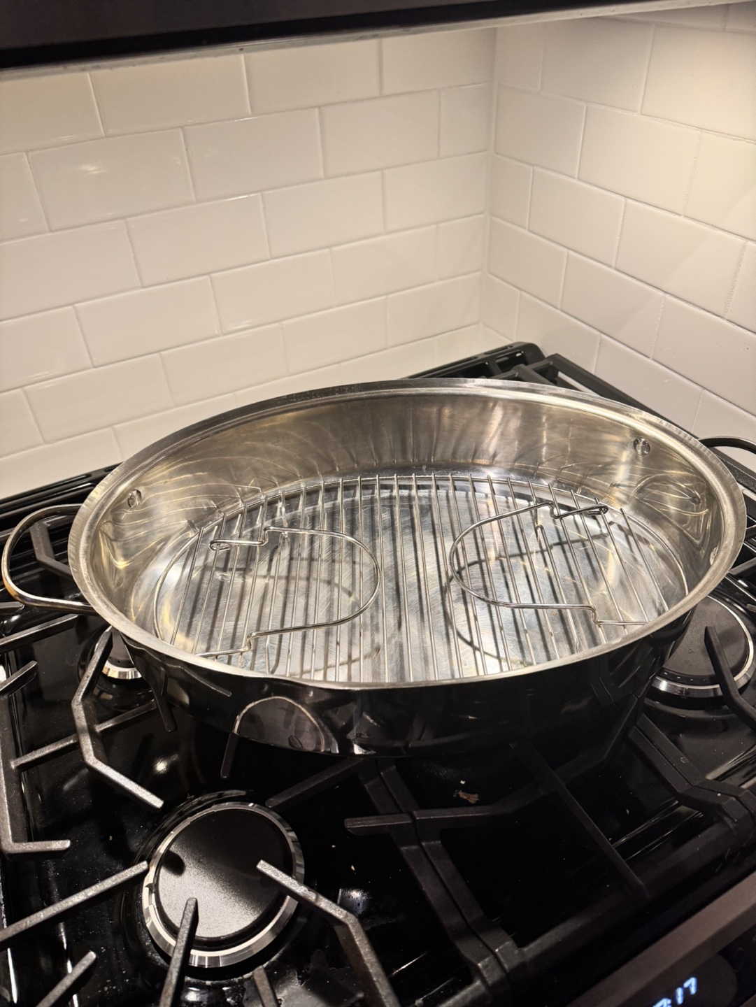 Stainless Steel Roaster with Lid and Rack - photo 4