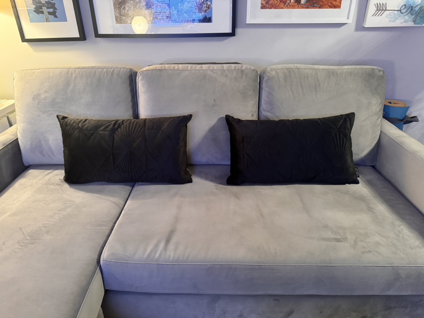 Black Velvet Pillows x4 - photo 2