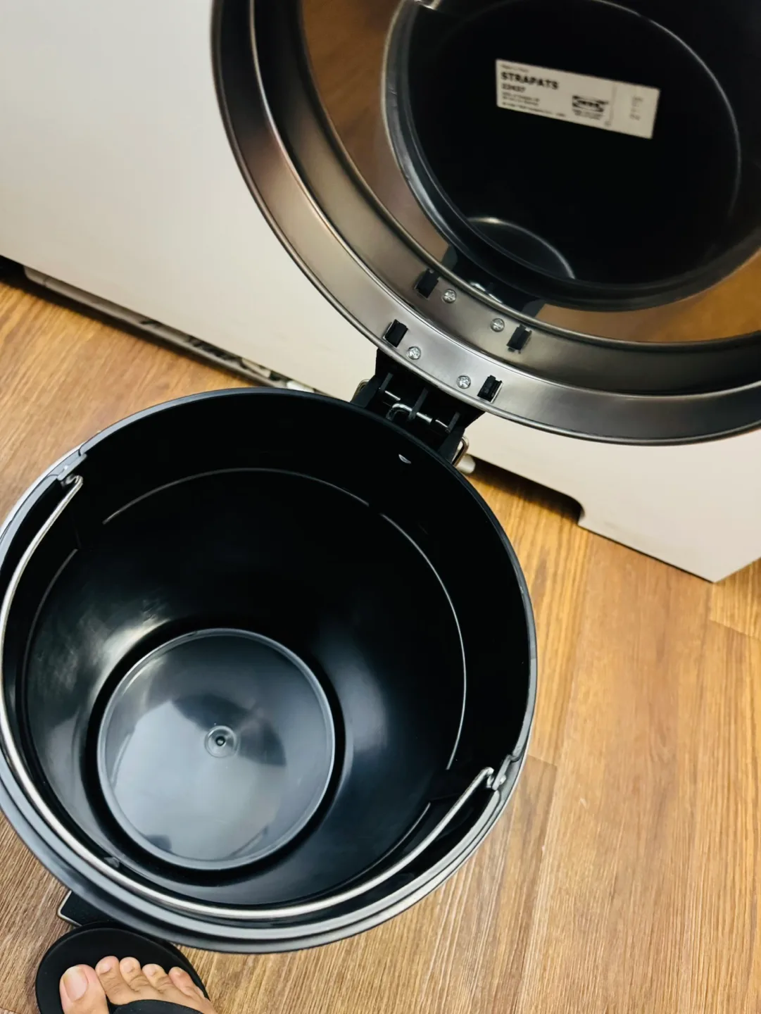 SMALL Stainless Steel Step Can / trash bin / garbage bin image indicator(3)