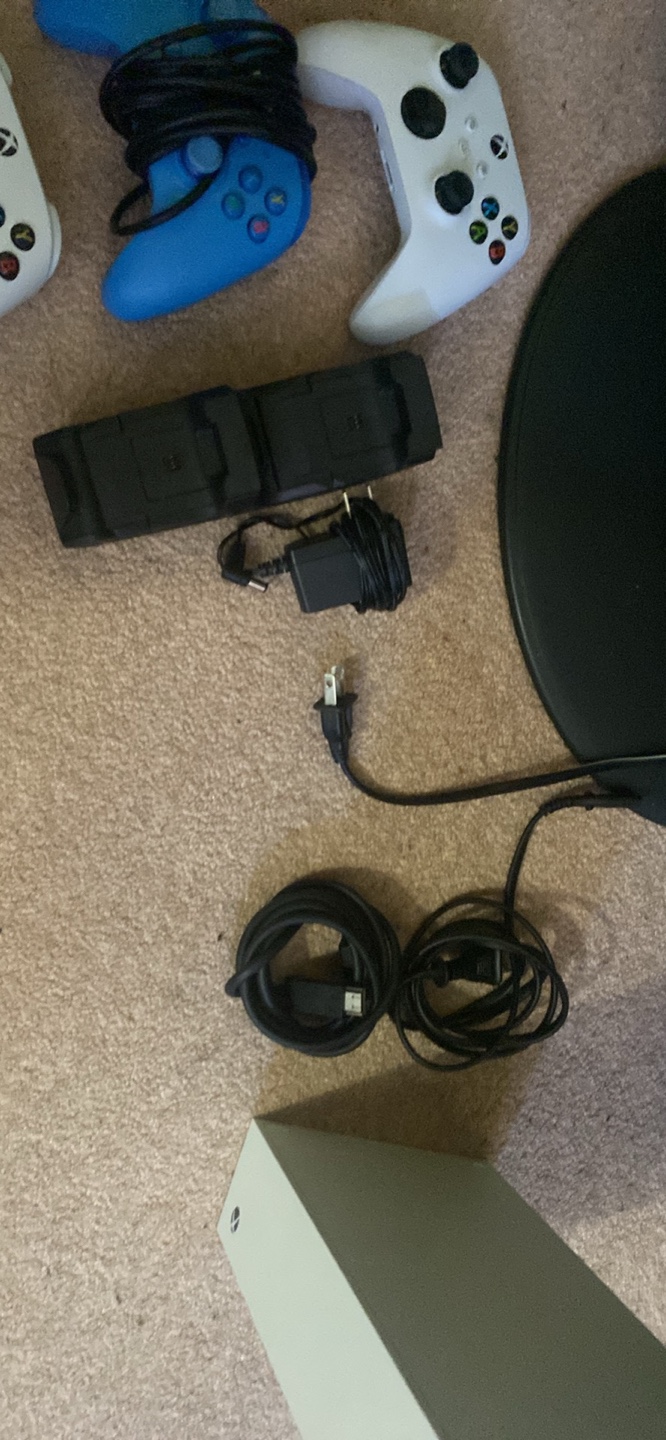 Xbox Series S Bundle - photo 5