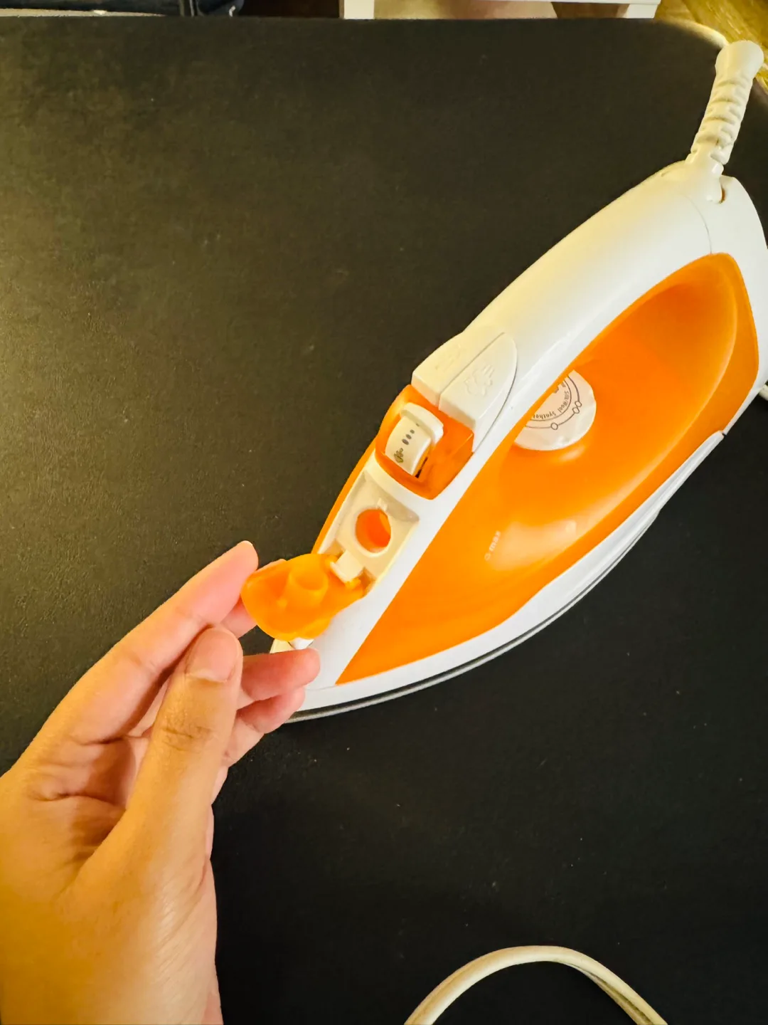 Lightweight steam iron image indicator(2)