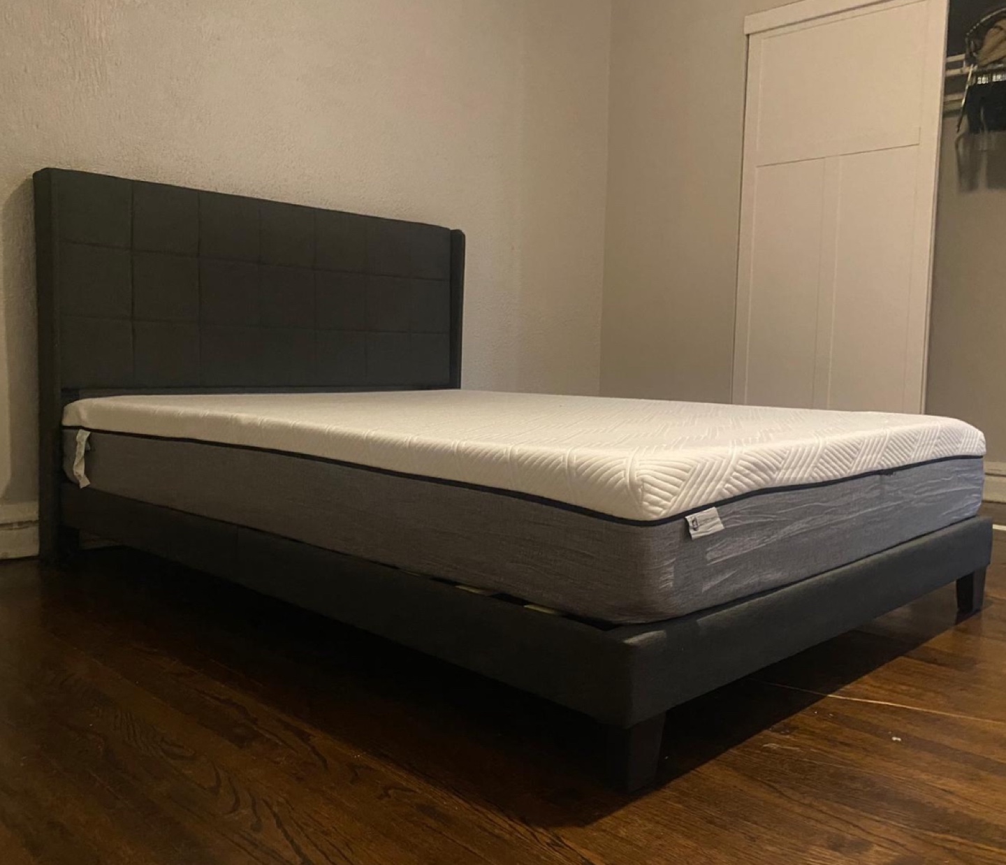 Queen Size Mattress - photo 3