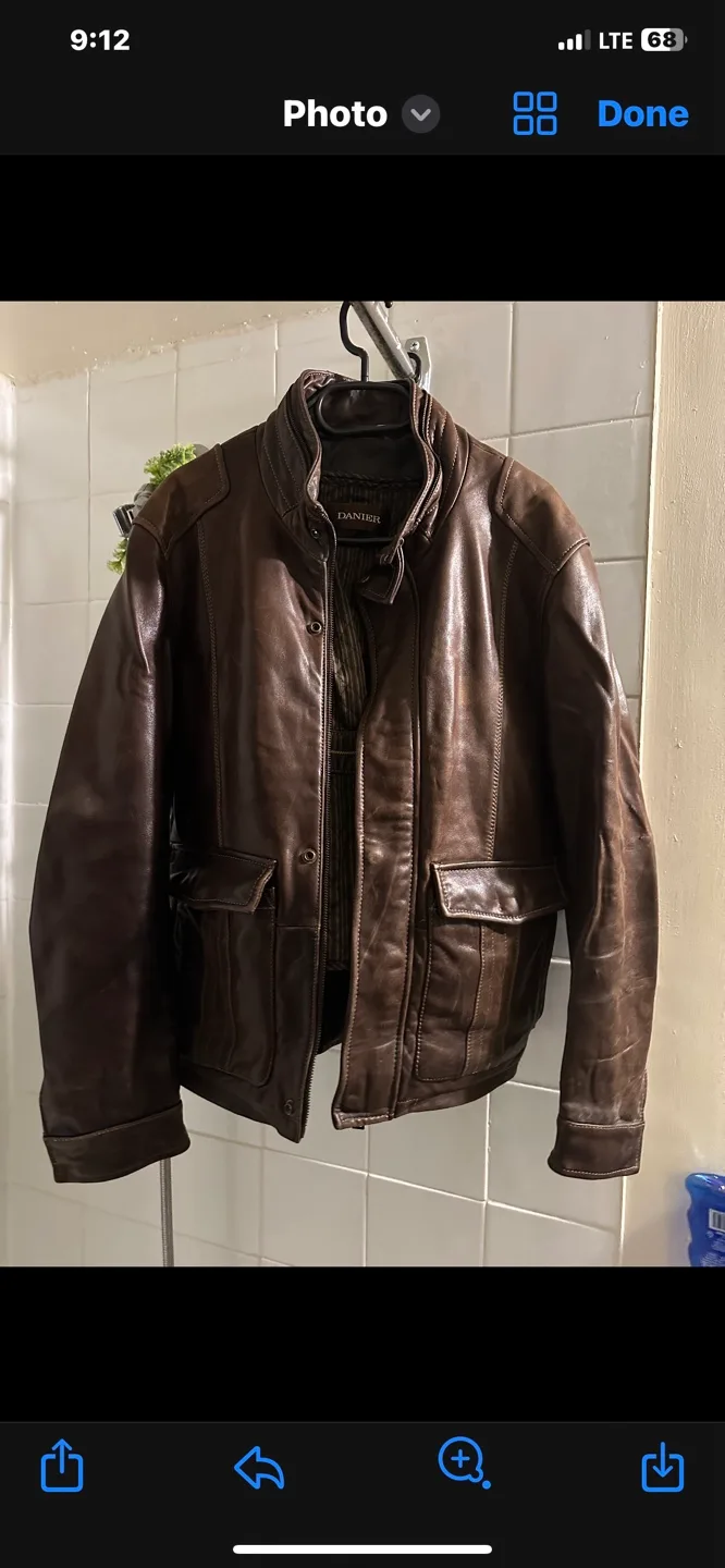 Danier Leather Jacket image indicator(2)