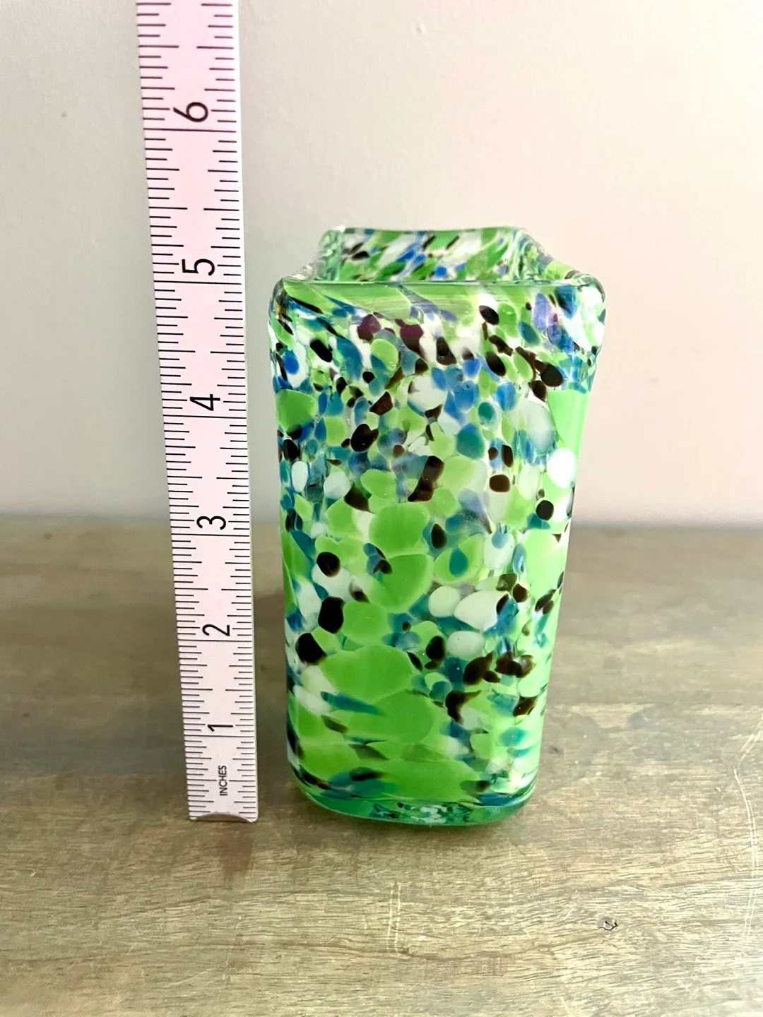 5” Art Glass Shopping Bag Vase image indicator(6)