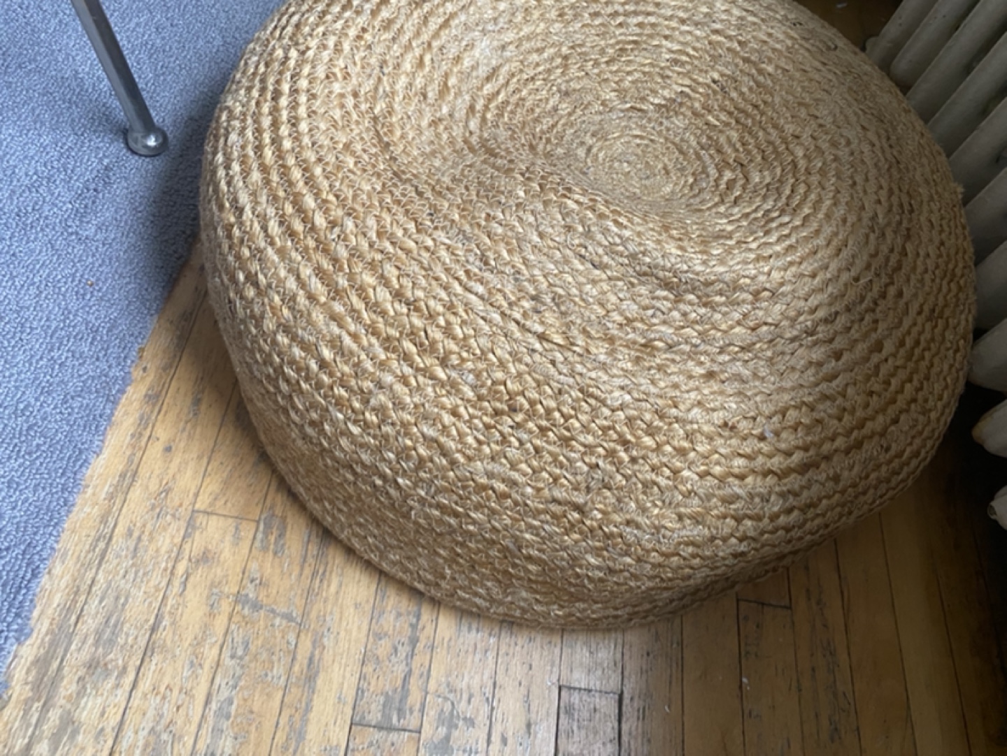 2 Jute Round Pouf