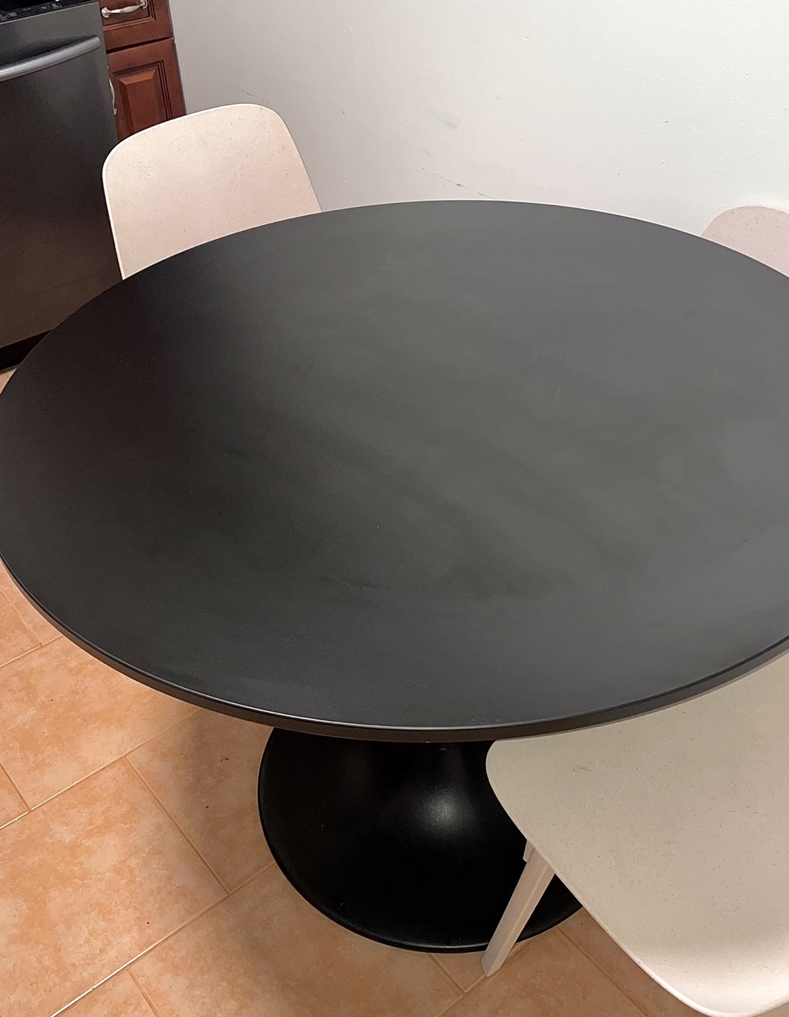 Round Black Dining Table - photo 2