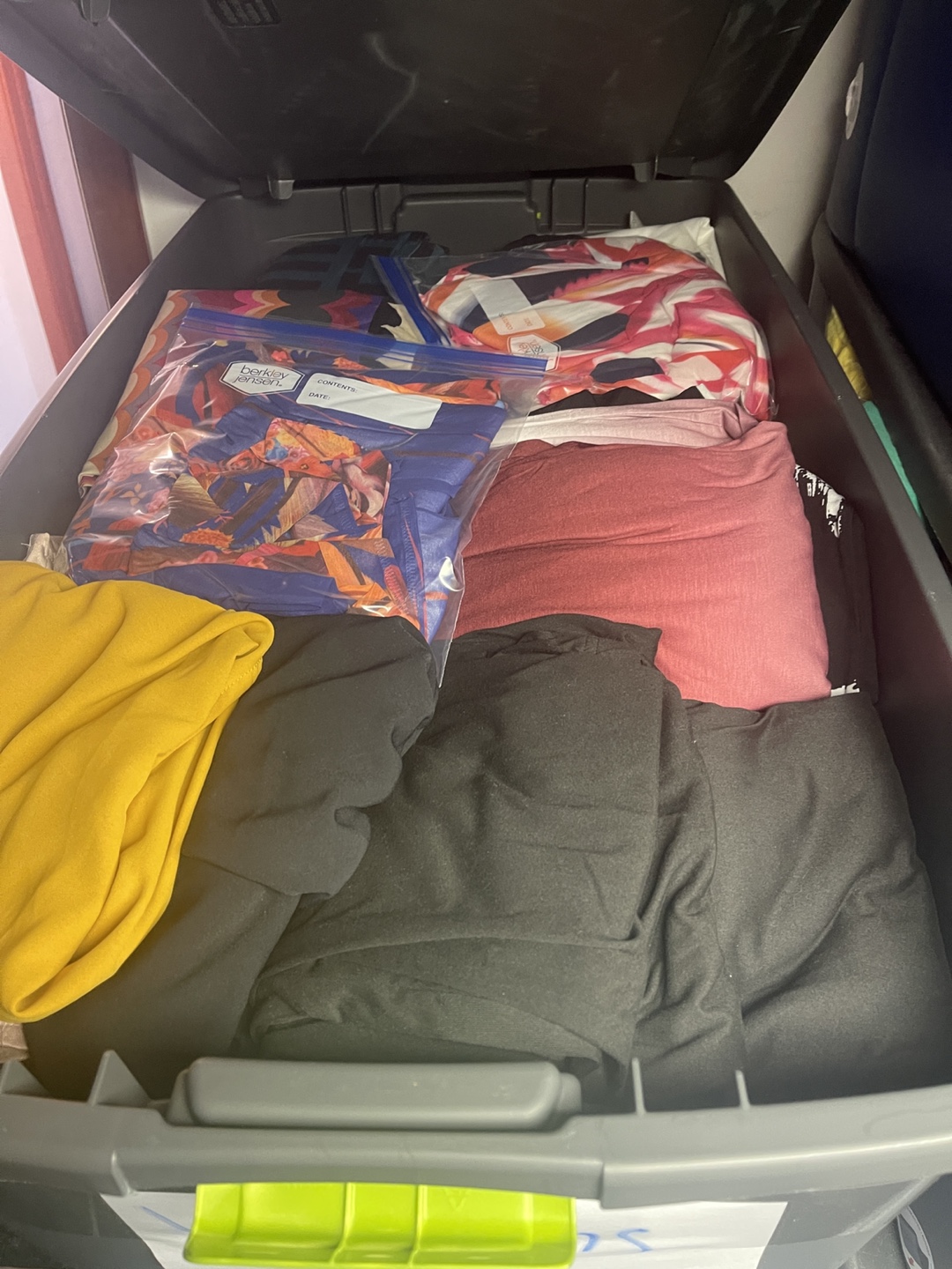 Huge 45 gallon bin of womens tops L & up - photo 2