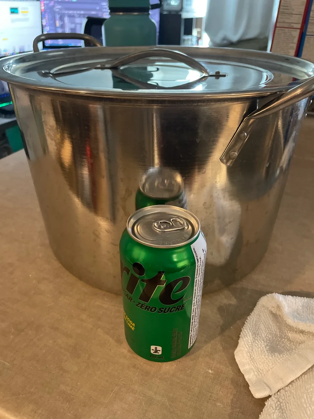 Stock pot thumbnail