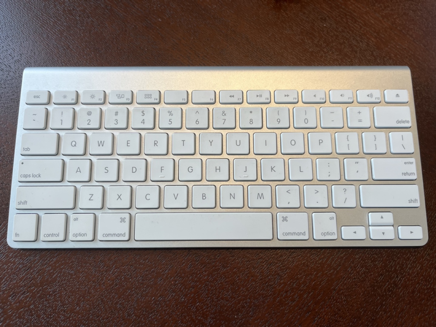Apple Wireless Keyboard A1314