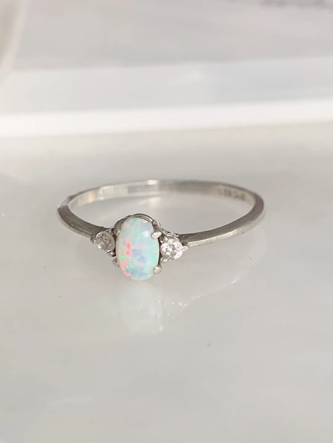 Silver 925 Genuine Fire Opal Ring image indicator(9)