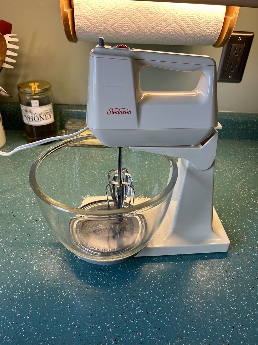 Sunbeam Hand Mixer - photo 4