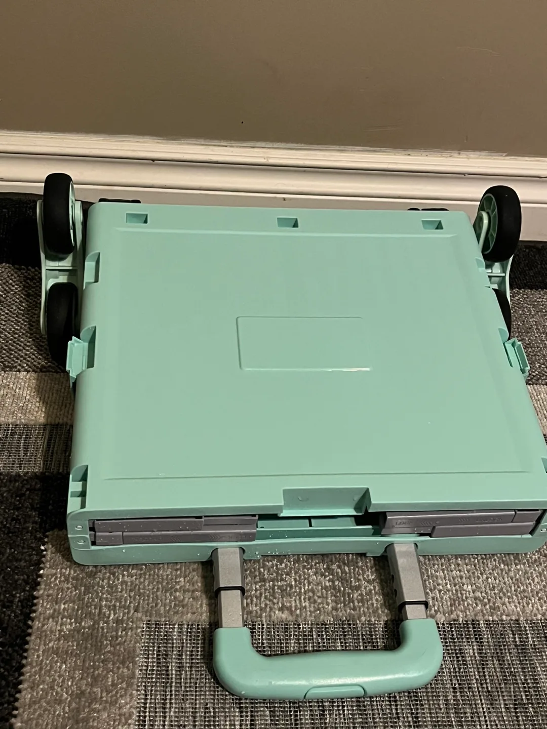 Shopping Cart with wheels image indicator(3)